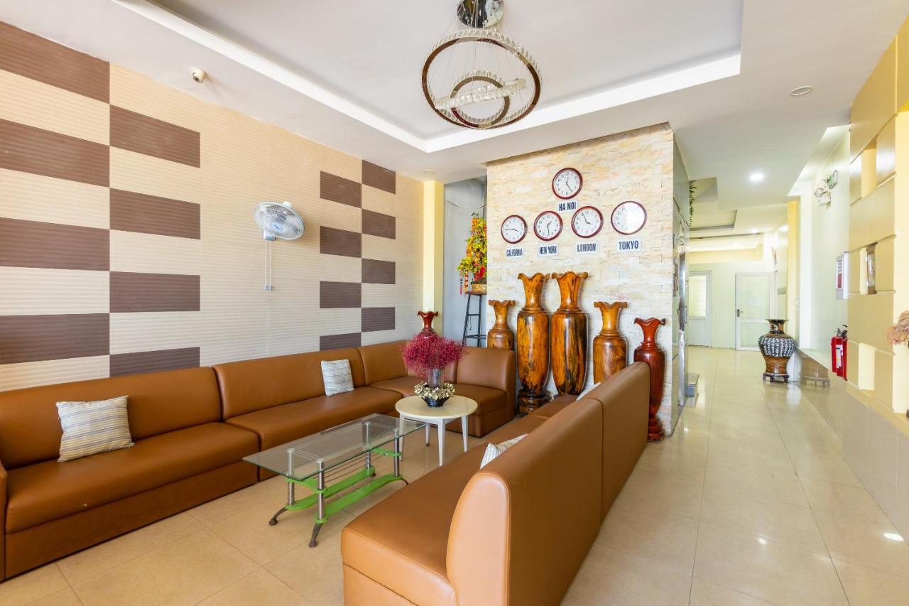Oyo 455 Grand Bostand Hotel Дананг Экстерьер фото