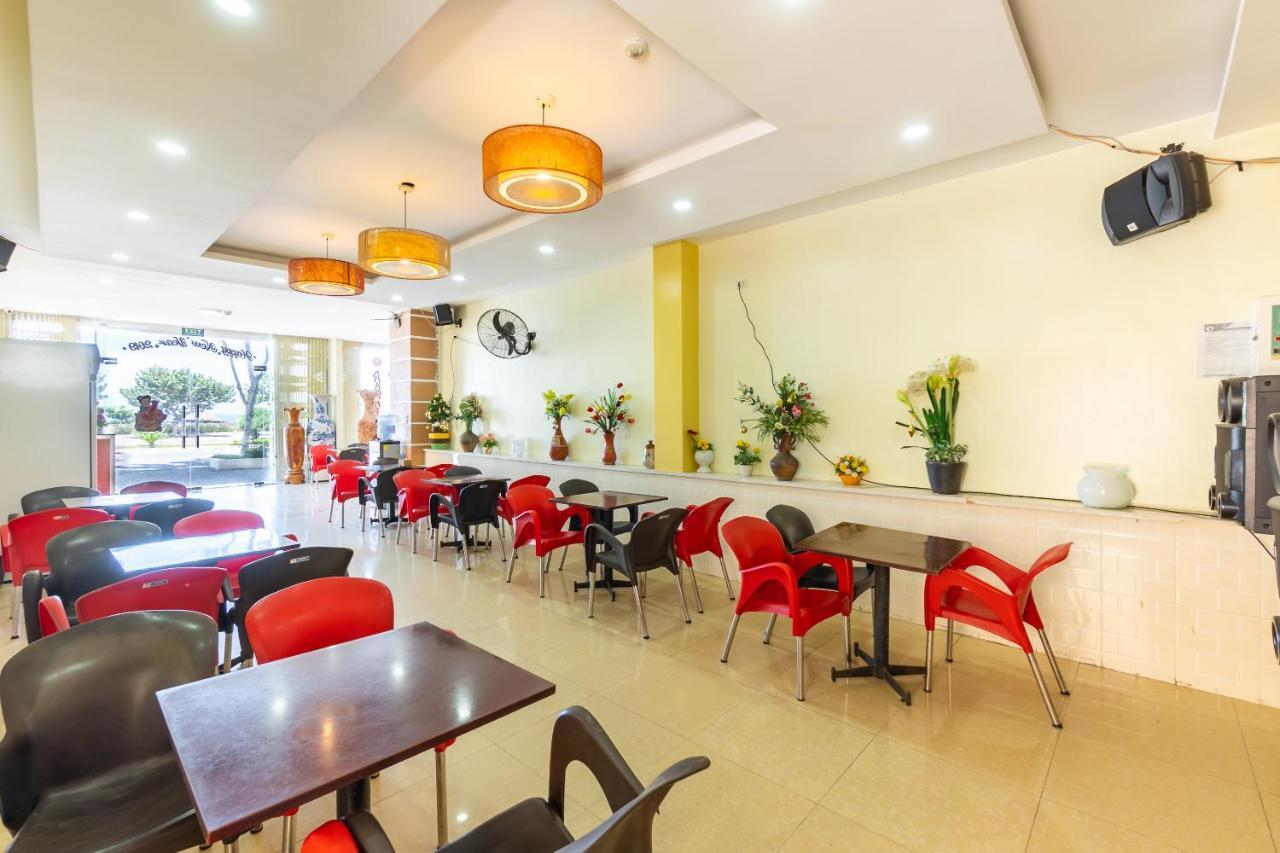 Oyo 455 Grand Bostand Hotel Дананг Экстерьер фото